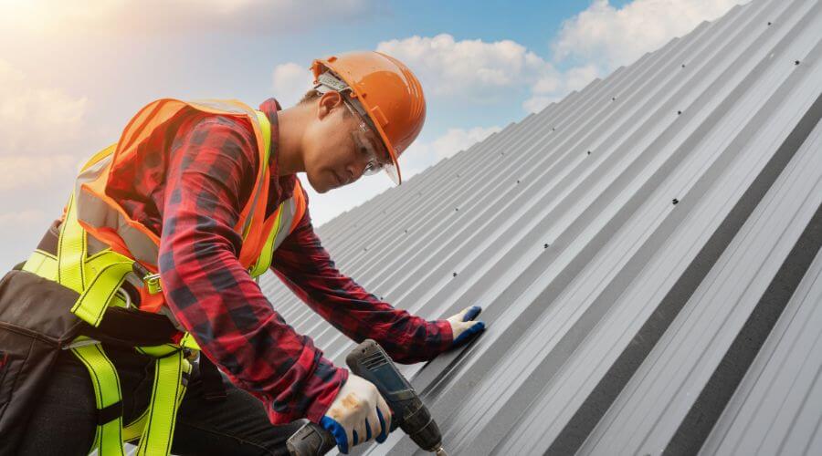 Professional Emergency Roof Repairs services in Chouteau, OK